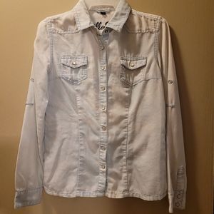 Vanilla Star Light Wash Denim Pearl Snap Cot Blend Shirt W/Roll Cuff WMNS SZ Med